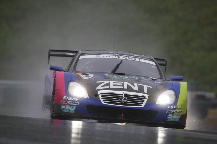 ZENT CERUMO SC430（立川祐路／平手晃平組）