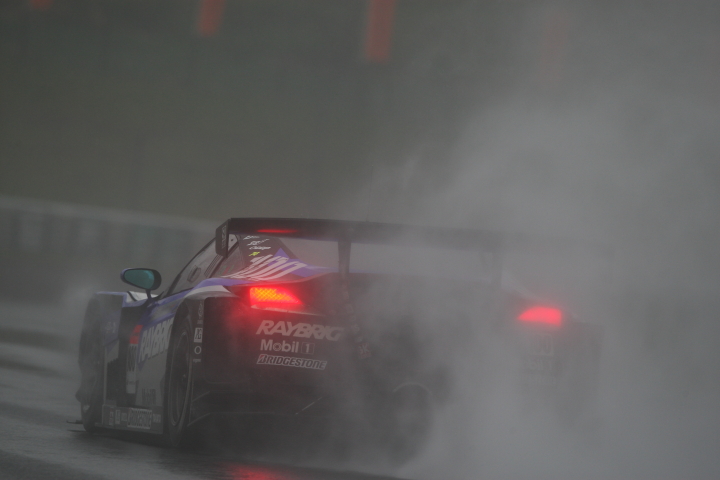 RAYBRIG HSV-010（伊沢拓也／山本尚貴組）