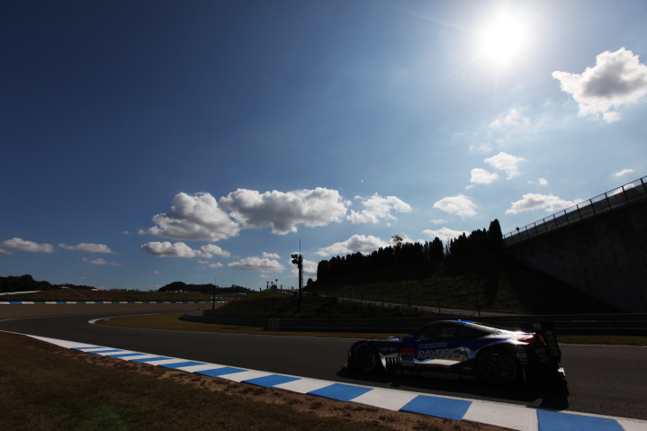 RAYBRIG HSV-010（伊沢拓也／山本尚貴組）