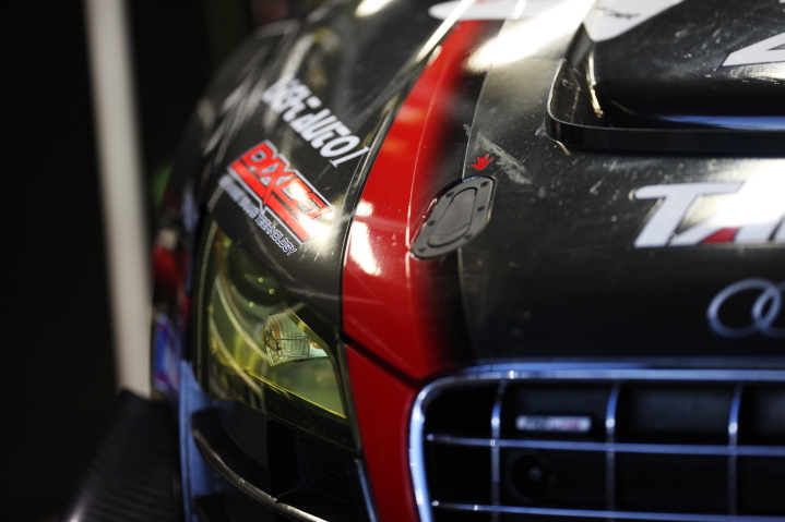 GAINER DIXCEL R8 LMS（田中哲也／平中克幸組）