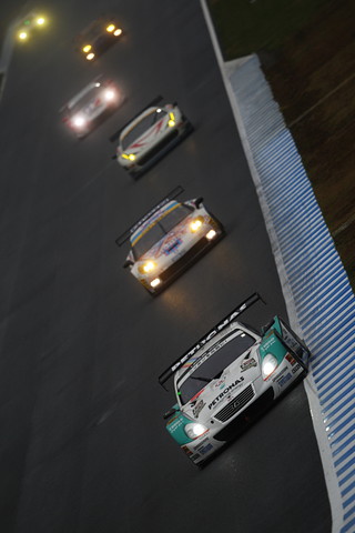 PETRONAS TOM'S SC430（中嶋一貴／ロイック・デュバル組）