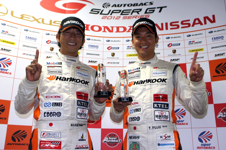 予選フォトセッション: GT300クラスのポールシッター