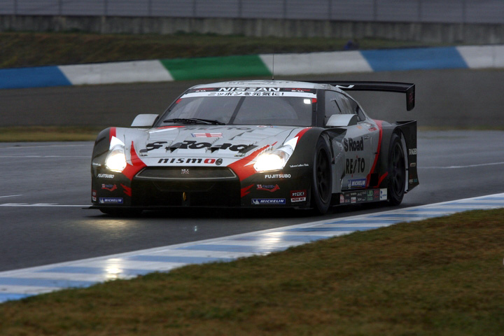 GT500クラス決勝2位はS Road REITO MOLA GT-R（柳田真孝／ロニー・クインタレッリ組）