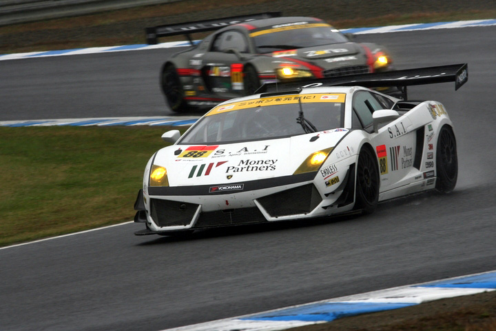GT300クラス決勝3位はマネパ ランボルギーニ GT3（織戸学／青木孝行組）