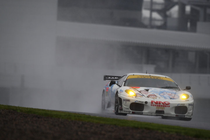 鈴鹿公式テスト: PACIFIC NAC イカ娘 フェラーリ（山岸大／井口卓人組）