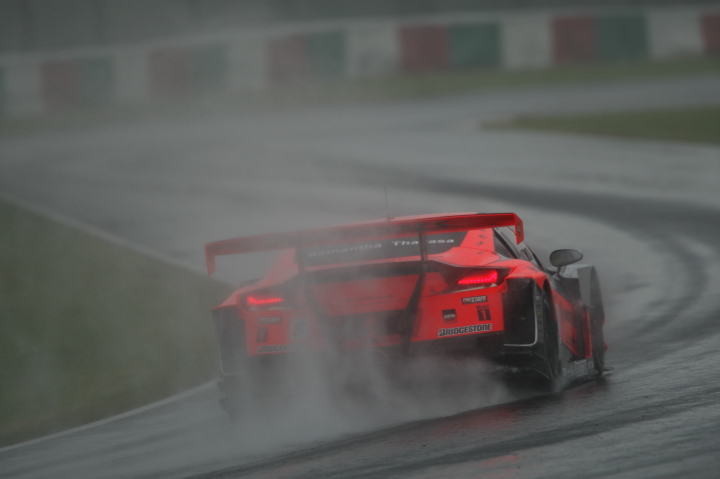 鈴鹿公式テスト: ARTA HSV-010（ラルフ・ファーマン／小林崇志／伊沢拓也組）