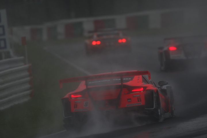 鈴鹿公式テスト: ARTA HSV-010（ラルフ・ファーマン／小林崇志／伊沢拓也組）