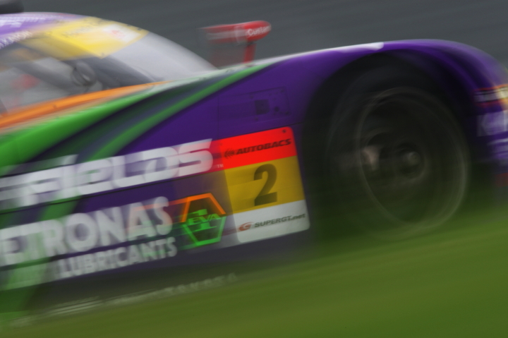 鈴鹿公式テスト: エヴァンゲリオンRT初号機アップル紫電（高橋一穂／加藤寛規／濱口弘組）