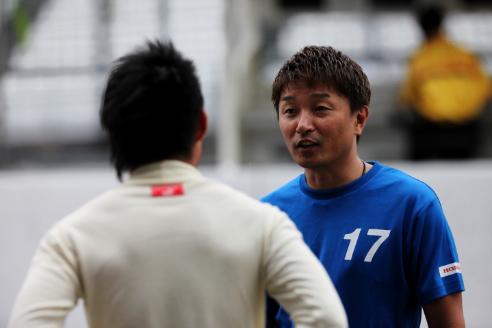 鈴鹿公式テスト: 金石勝智監督（KEIHIN HSV-010）