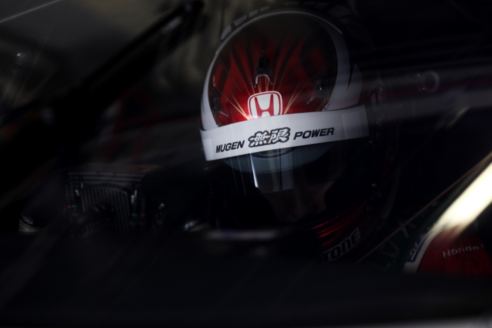 鈴鹿公式テスト: 中嶋大祐（MUGEN CR-Z GT）