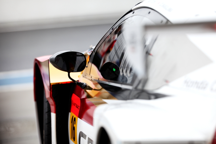 鈴鹿公式テスト: MUGEN CR-Z GT（武藤英紀／中嶋大祐組）