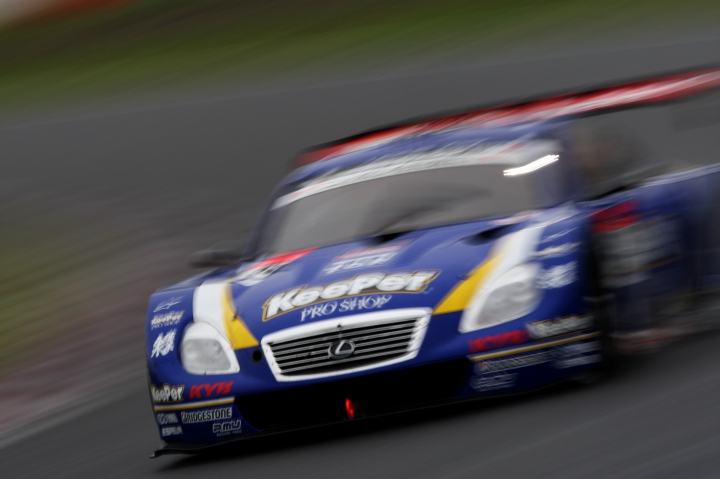 鈴鹿公式テスト: KeePer Kraft SC430（国本雄資／アンドレア・カルダレッリ組）