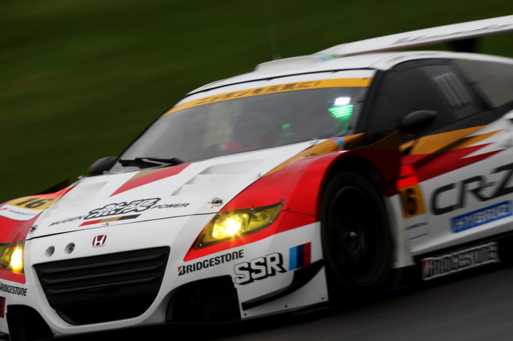 鈴鹿公式テスト: MUGEN CR-Z GT（武藤英紀／中嶋大祐組）