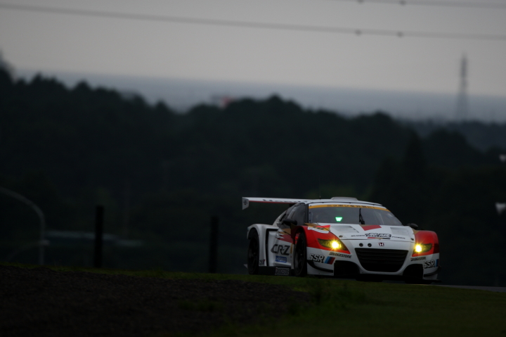 鈴鹿公式テスト: MUGEN CR-Z GT（武藤英紀／中嶋大祐組）