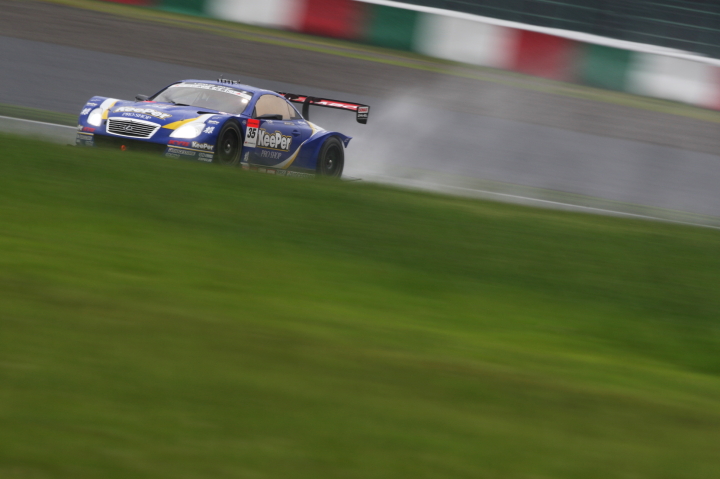 鈴鹿公式テスト: KeePer Kraft SC430（国本雄資／アンドレア・カルダレッリ組）