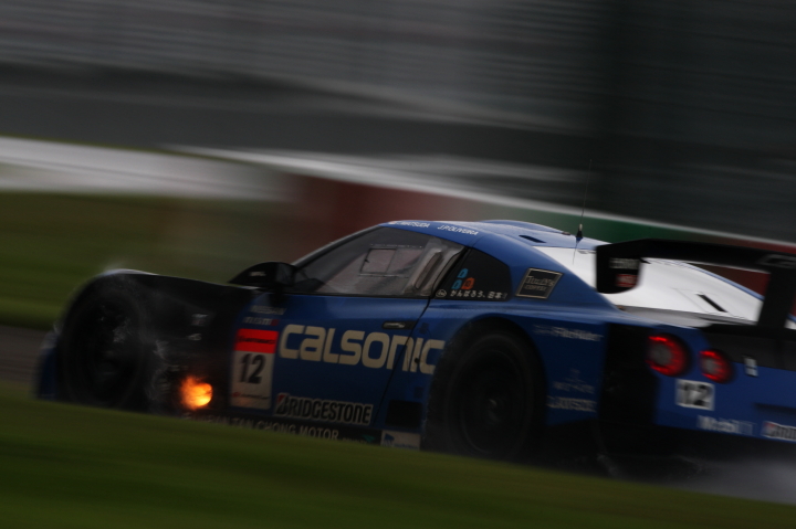 鈴鹿公式テスト: カルソニックIMPUL GT-R（松田次生／ジョアオ・パオロ・デ・オリベイラ組）