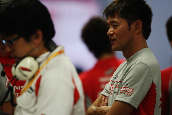 鈴鹿公式テスト: 本山哲（MOTUL AUTECH GT-R）