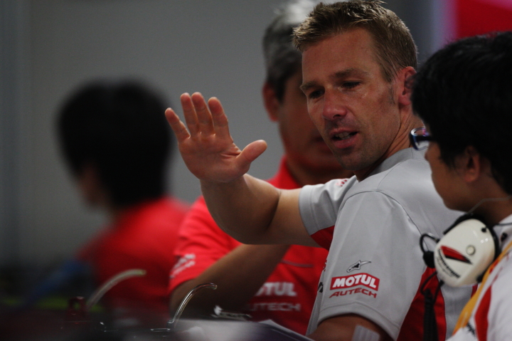 鈴鹿公式テスト: ミハエル・クルム（MOTUL AUTECH GT-R）