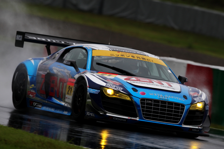 鈴鹿公式テスト: ZENT Audi R8 LMS（都筑晶裕／シンディ・アレマン／リチャード・ライアン組）