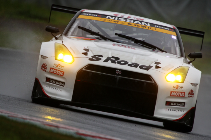 鈴鹿公式テスト: S Road NDDP GT-R（関口雄飛／千代勝正組）