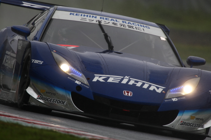 鈴鹿公式テスト: KEIHIN HSV-010（金石年弘／塚越広大組）