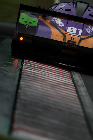 鈴鹿公式テスト: エヴァンゲリオンRT初号機アップル紫電（高橋一穂／加藤寛規／濱口弘組）