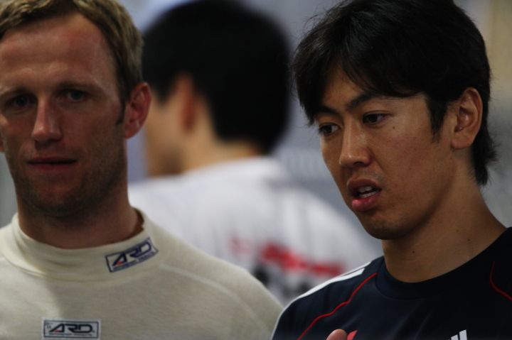 鈴鹿公式テスト: GT500のトップタイムをマークしたロニー・クインタレッリと柳田真孝（S Road REITO MOLA GT-R）