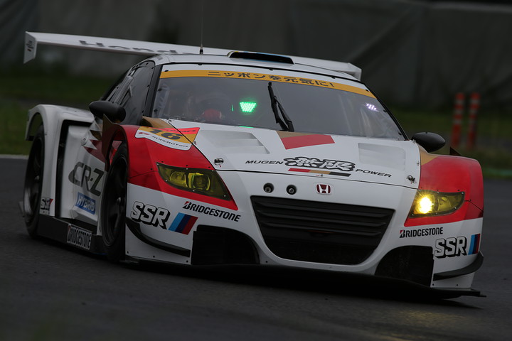 鈴鹿公式テスト: GT300クラス初登場のMUGEN CR-Z GT（武藤英紀／中嶋大祐組）はクラス11位