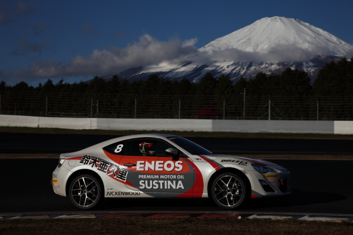 FUJI SPRINT CUP: 鈴木亜久里