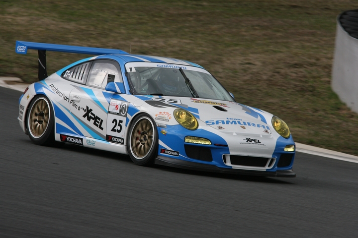 ST-1クラスのポールポジションはSAMURAI Porsche