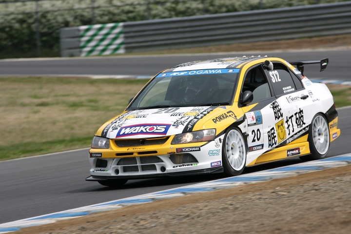 ST-2クラス優勝はRSオガワADVANランサー（大橋正澄／阪口良平／花岡翔太組）