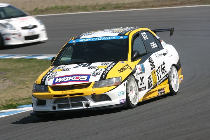 ウォームアップ2回目: ST-2クラストップタイムはRSオガワADVANランサー（大橋正澄／阪口良平／花岡翔太組）