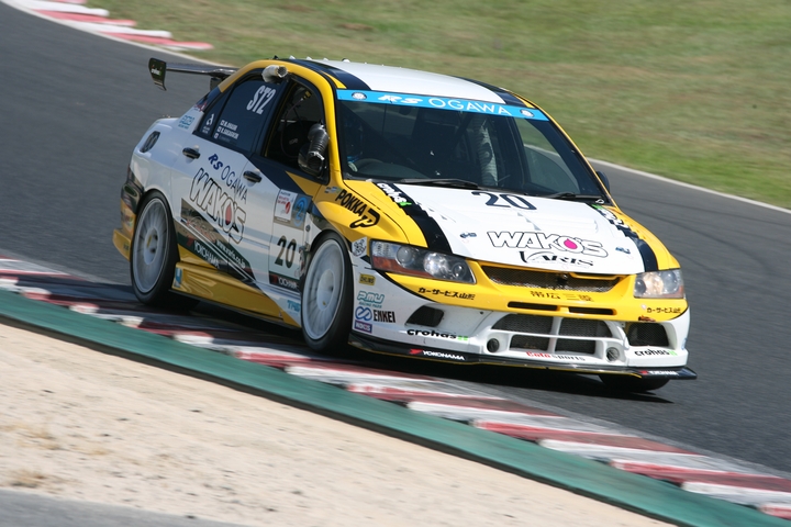 ST-2クラス優勝はRSオガワADVANランサー（大橋正澄／阪口良平／花岡翔太組）