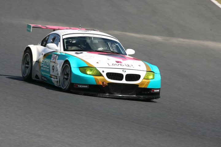 ST-1クラス優勝はFaust Racing Team（堀主知／佐藤茂／岡本武之組）