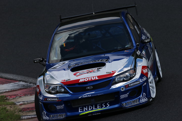 No.2 Car☆Xs ADVAN GVB（朝倉宏志／朝倉貴志／新井敏弘組）