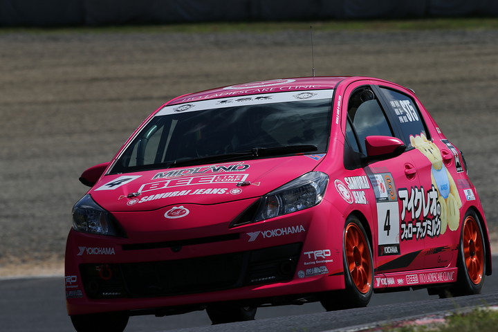 No.4 アイクレオ＆サムライジーンズ＆ビーラインTSKVitz（河野利尚／植島禎一／伊藤俊哉組）