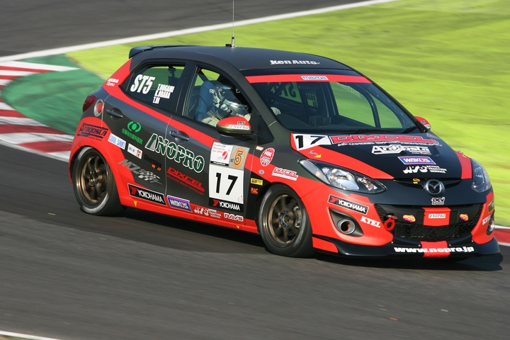 フリー走行: ST-5クラストップタイムはDIXCELアラゴスタ・NOPROデミオ（野上敏彦／小原健一／大井貴之組）