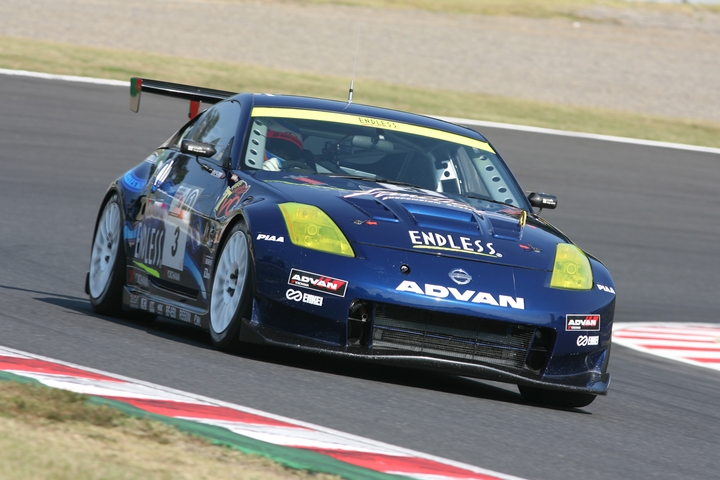 公式予選: ST-1クラスポールポジションはENDLESS･ADVAN･380RS-C（峰尾恭輔／谷口行規／高木真一組）