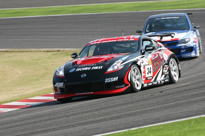 第1レース: ST-3クラス優勝はasset テクノ Z34（佐々木雅弘／前嶋秀司組）