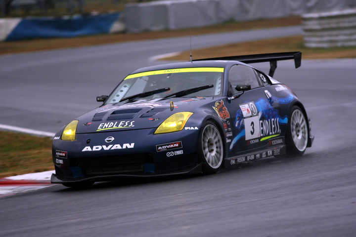 総合16位ST-1クラス優勝はENDLESS･ADVAN･380RS-C（峰尾恭輔／谷口行規／高木真一組）