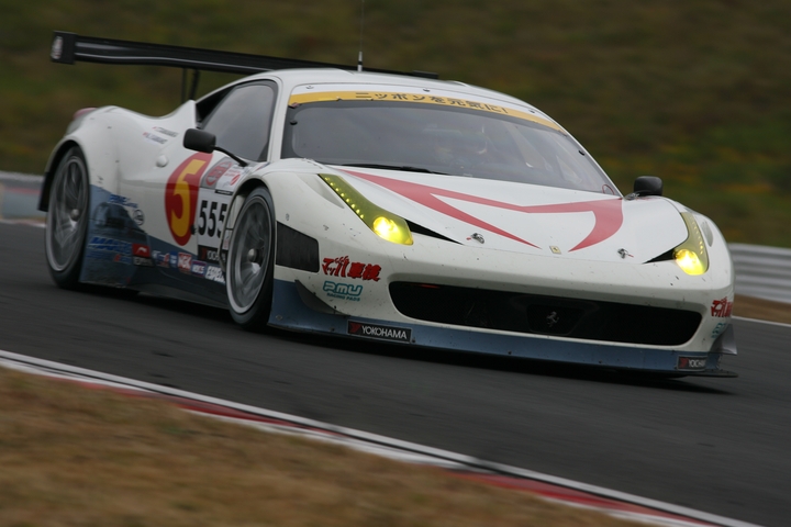 ウォームアップ走行: GT3クラス初登場のマッハGo GoGo車検458GT3（玉中哲二／山野直也組）