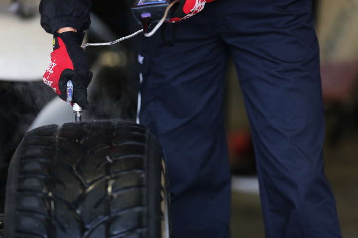 ウエットタイヤ