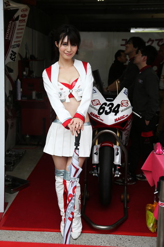 レースクイーン