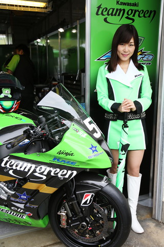 レースクイーン