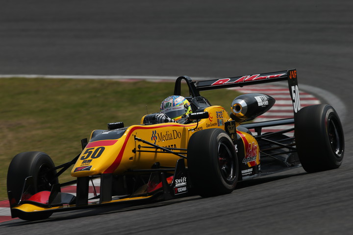 決勝3位は千代勝正（B-MAX）