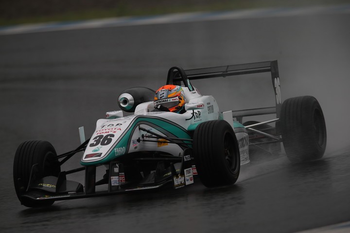 優勝は中山雄一（トムス）