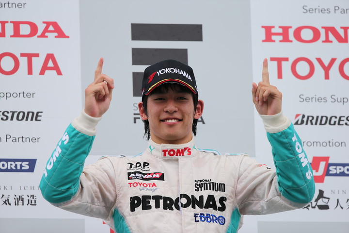 優勝した中山雄一（トムス）