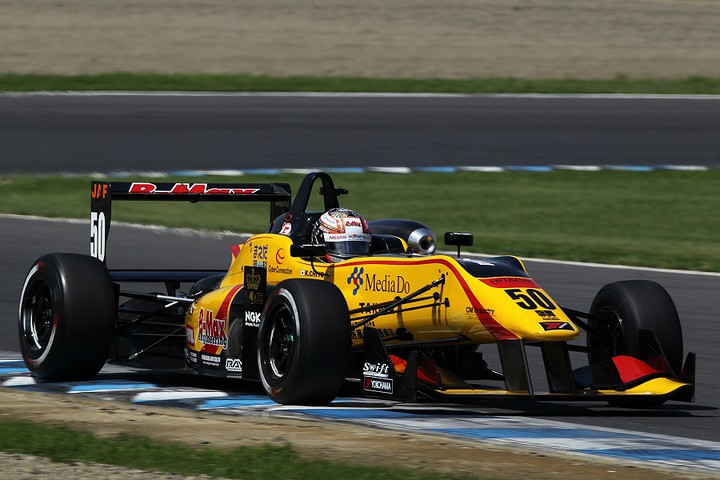 予選3位は千代勝正（B-MAX）