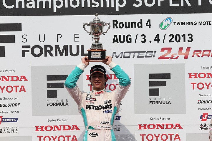 表彰式: 中山雄一（トムス）