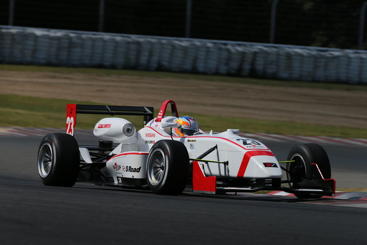 公式予選: Nクラスポールポジションは高星明誠（NDDP）